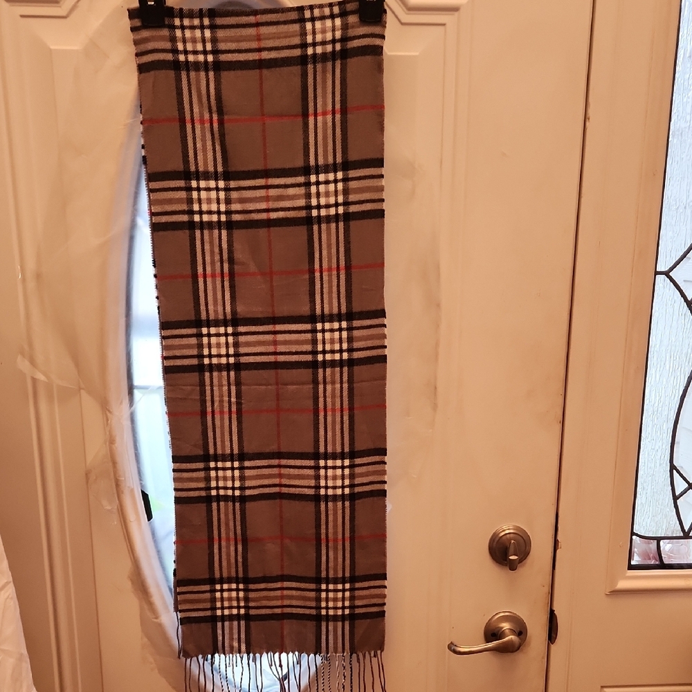 Plaid Gray and Red Scarf